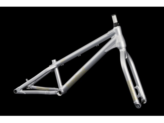22" Frames